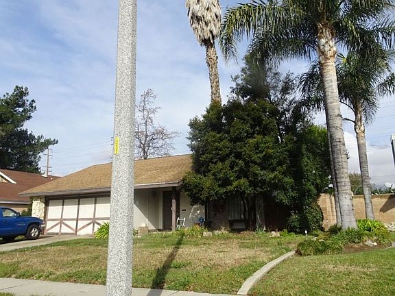 3rd image of 10272 Pepper St