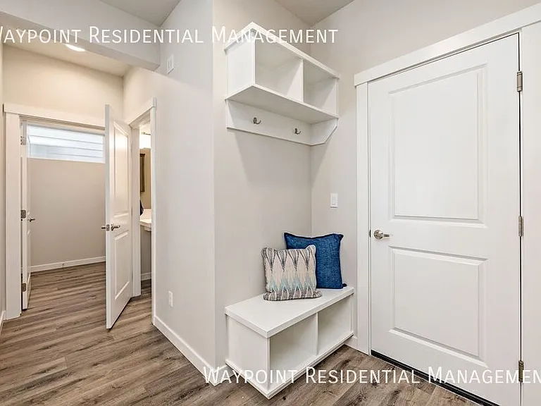 5316 S Redeken Pl — Photo 4