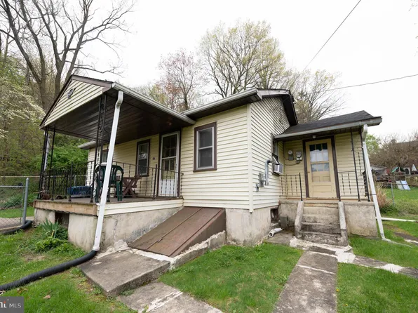 46 Beech St, Coatesville, PA 19320