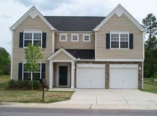 2405 Lazy River Dr, Raleigh, NC 27610