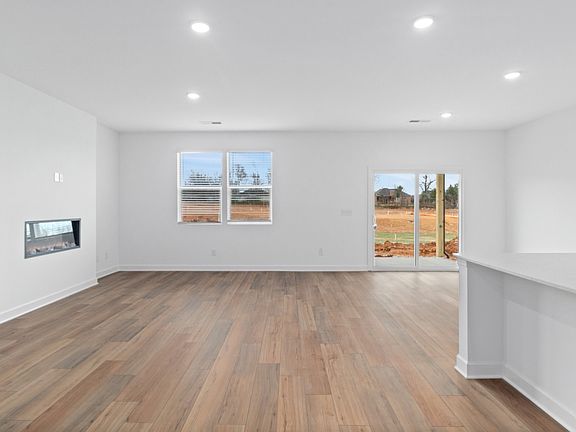 5th image of 843 Averitt Ln Lot 40