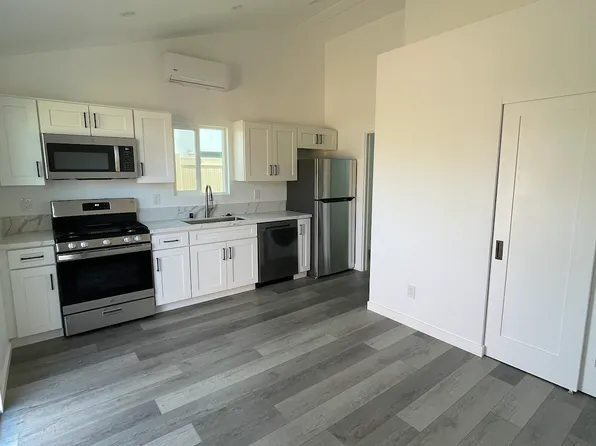931 Horne Pl #2, Oceanside, CA 92054