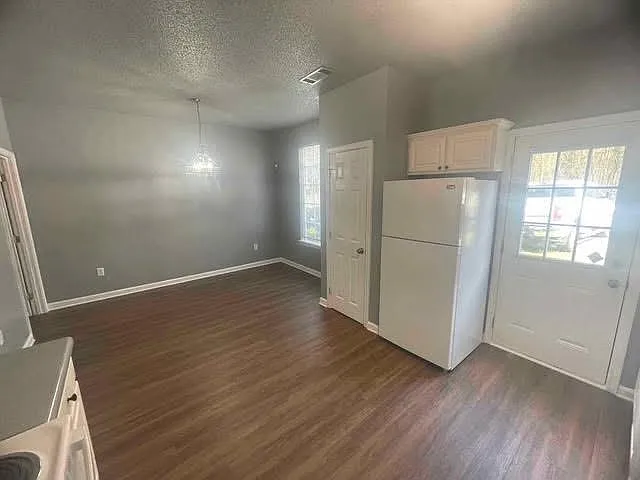 211 Odyssey Turn — Photo 4