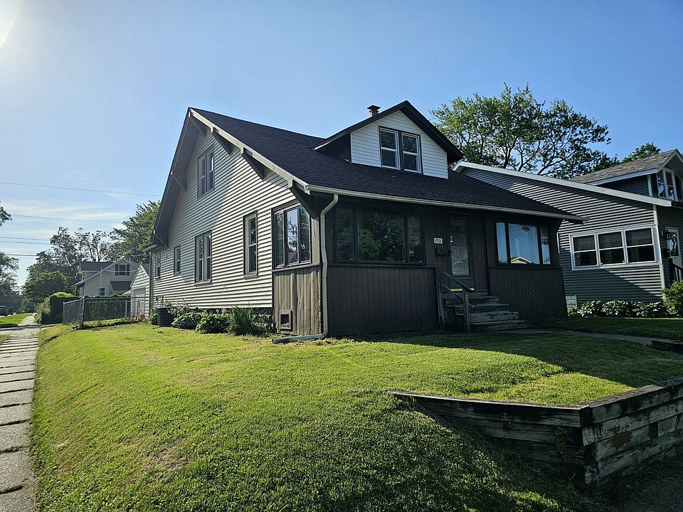 1st image of 1701 28th St