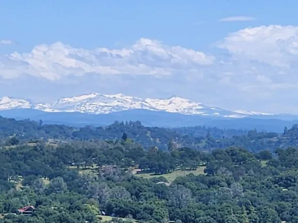 5 Jurgens Rd, Rescue, CA 95672