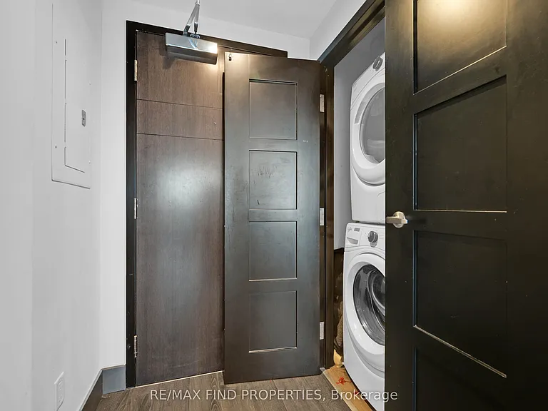 330 Phillip St #2709 — Photo 25