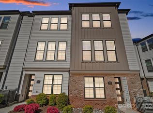 1518 McClintock Corners Aly, Charlotte, NC 28205