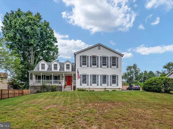 15112 McKnew Rd, Burtonsville, MD 20866