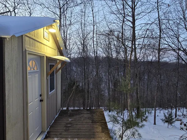 377 Apricot Lane, Reeds Spring, MO 65737