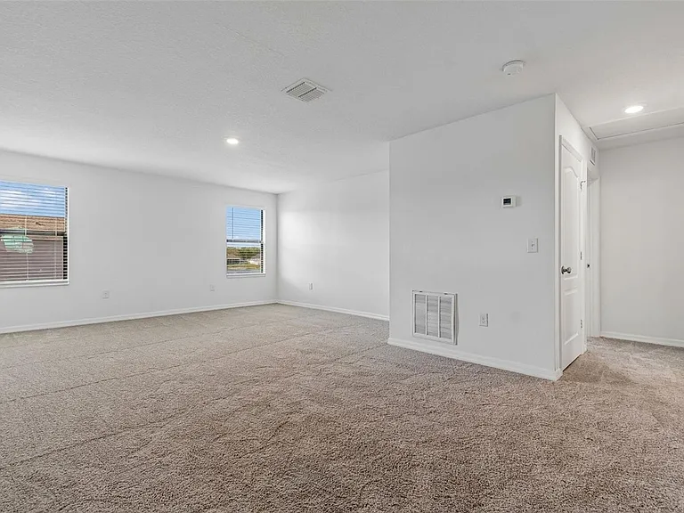 1009 Culbreath Green Ct — Photo 23