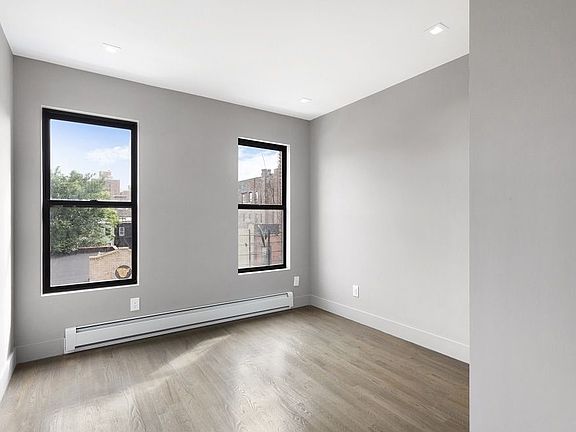 5th image of 228 E 116th St APT 7