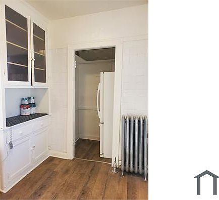 2nd image of 7513 S Eberhart Ave #1