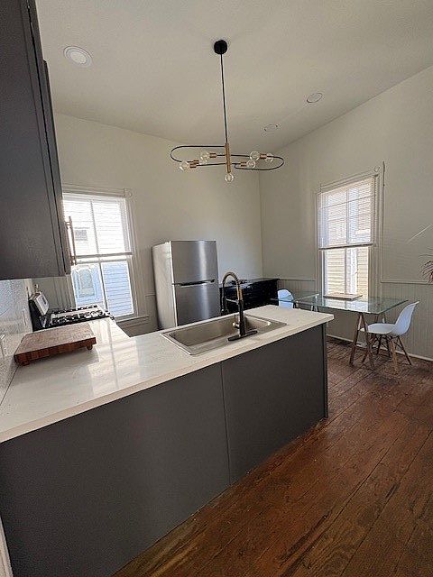 1st image of 606 14th St #606