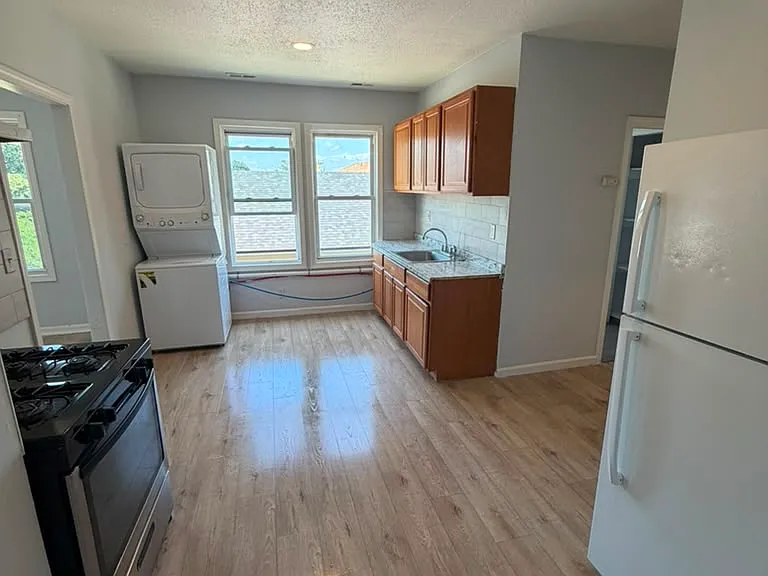11 Hollywood St #3L — Photo 12