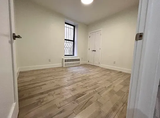 Rented by EastMount Realty LLC | media 49