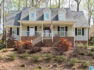 812 Mockernut Rd, Hoover, AL 35244