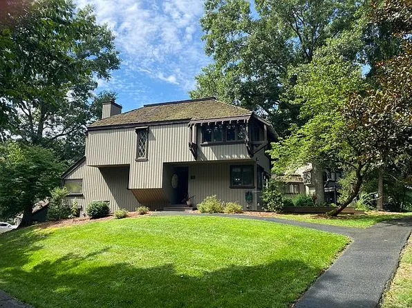 28 Pulpit Ln, Kingsport, TN 37660