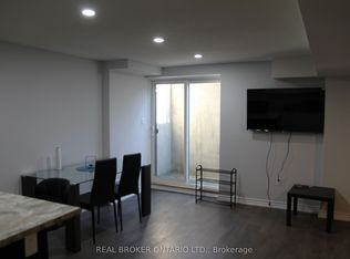 31 Swordfish Dr #BASEMENT, Whitby, ON L1P 0K7