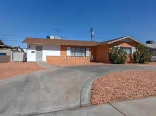 3266 Greenbriar Dr, Las Vegas, NV 89121
