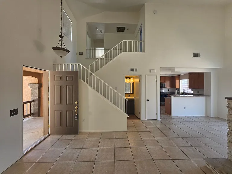1354 Carriage Ln — Photo 19