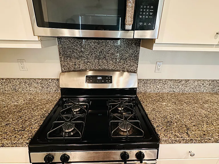 Stove ,Microwave and Oven
