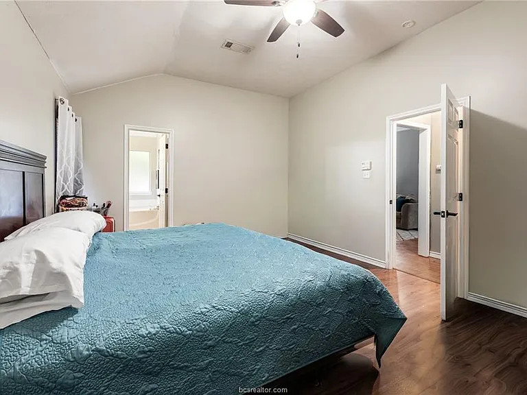 1711 Beaver Pond Ct — Photo 18