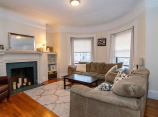 48 Babcock St #O5, Brookline, MA 02446