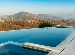 3899 Rancho Summit Dr, Encinitas, CA 92024