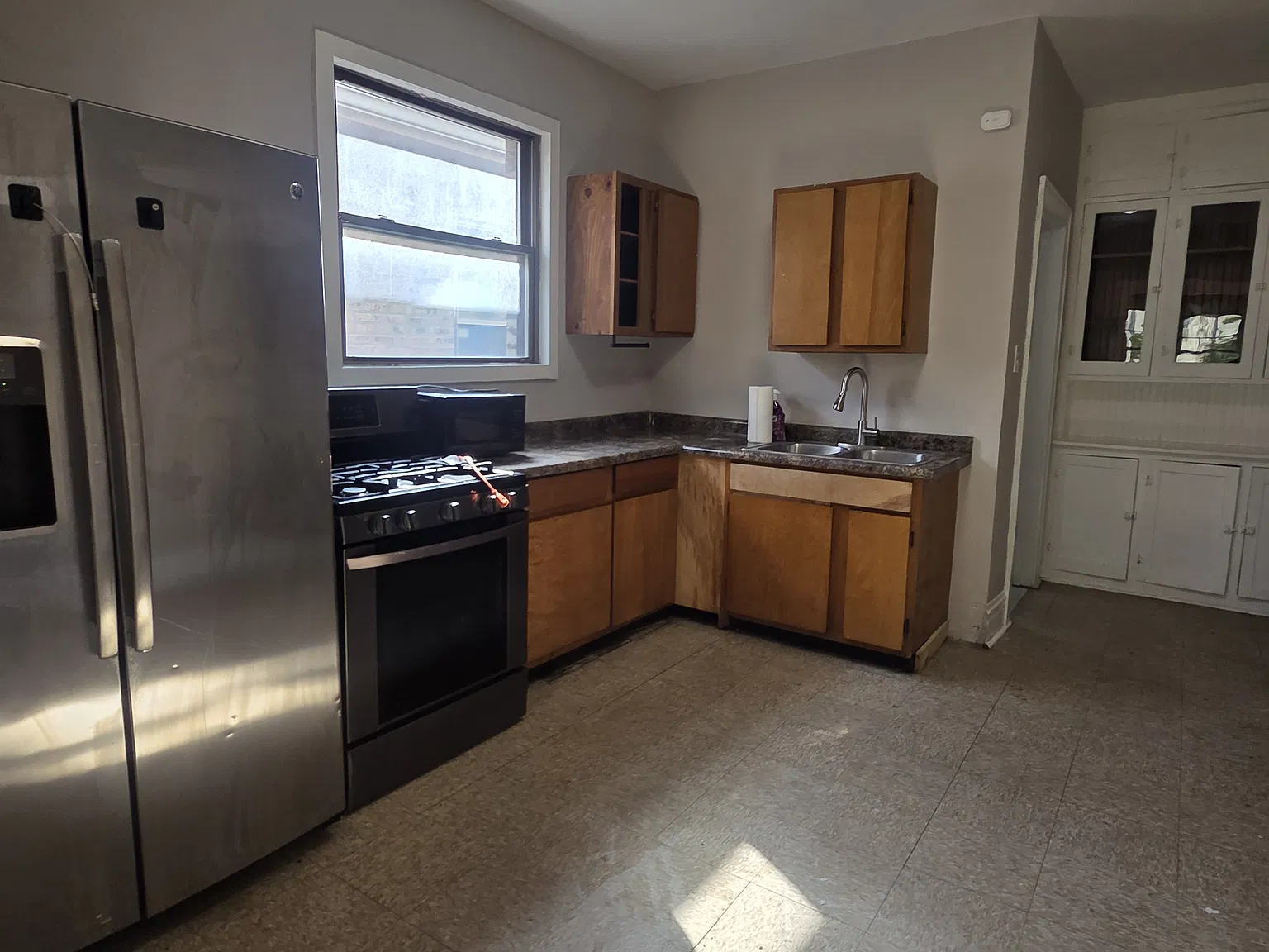 2 bed, $1,150 — Photo 2