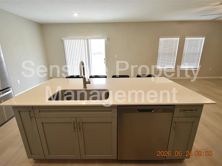 14468 Meadow Bird Ave — Photo 16