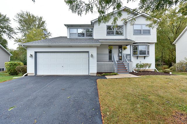 1st image of 39613 N Bishop Ct