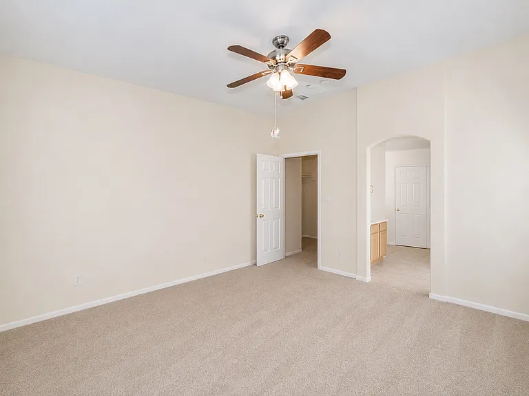 15287 W Laurel Ln — Photo 10