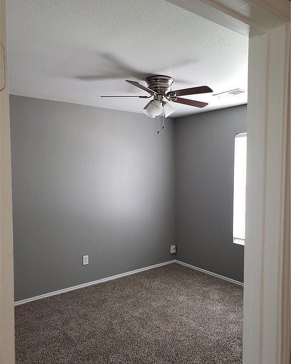 1st image of 3140 Heritage Ln