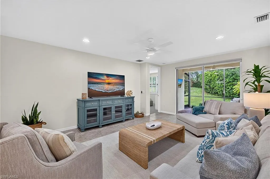 2 bed, 2.0 bath, 1515 sqft, $6,500 — Photo 4