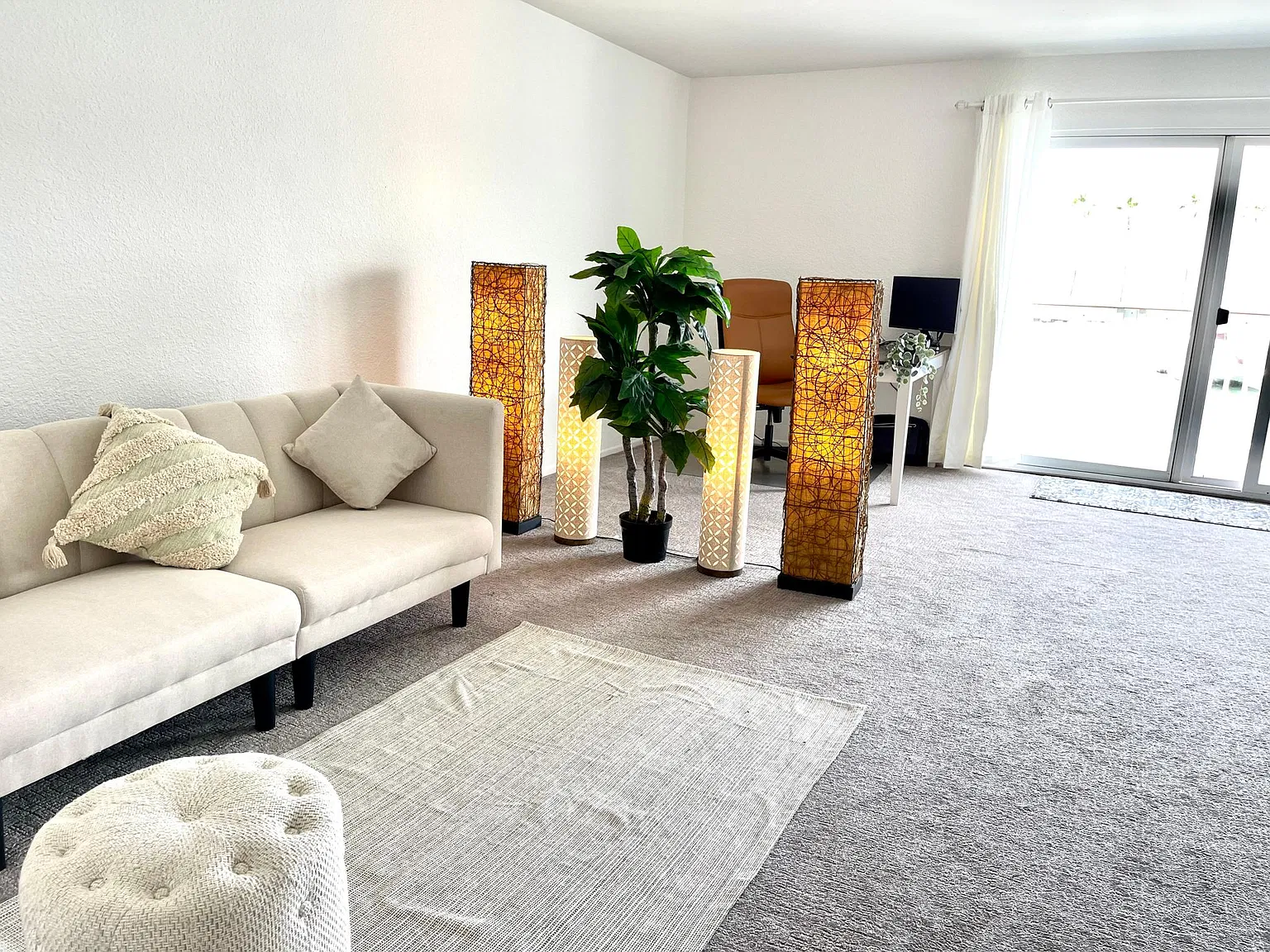 70 Montego Ct — Photo 2