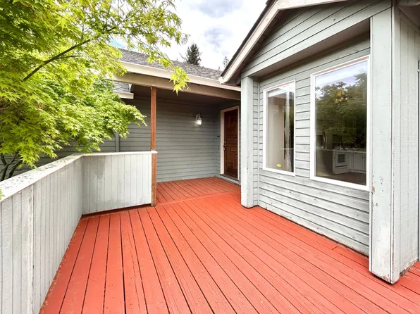 7931 SW Bond St, Tigard, OR 97224