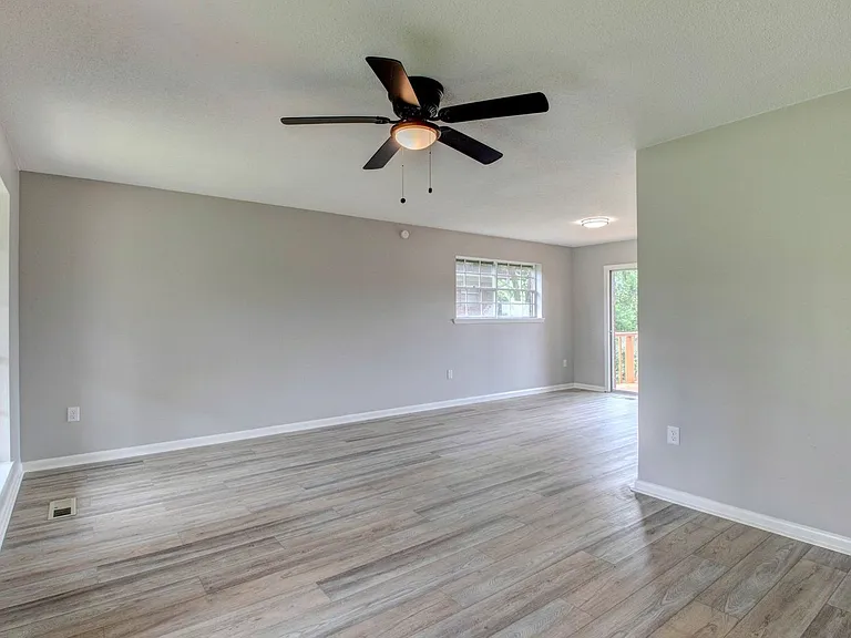 813 W A Ave 3_06152026