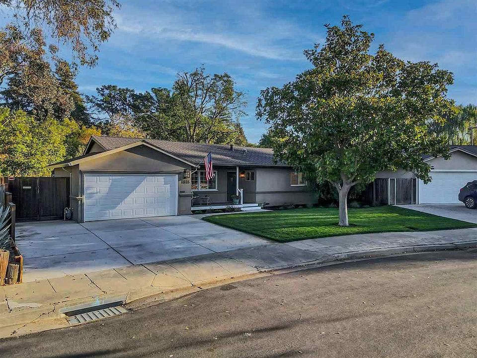 1st image of 7818 Oxbow Ln