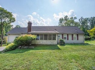 204 Pascack Rd #1, Park Ridge, NJ 07656