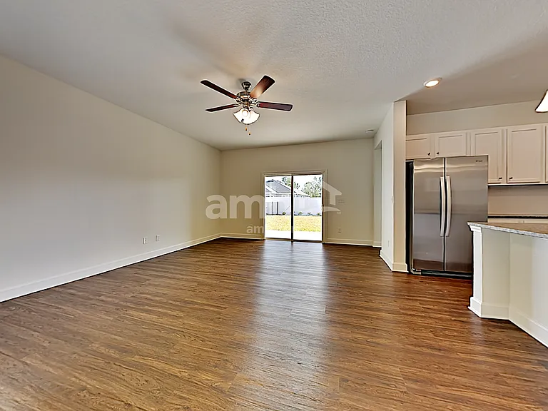 398 Sandstone Dr — Photo 11