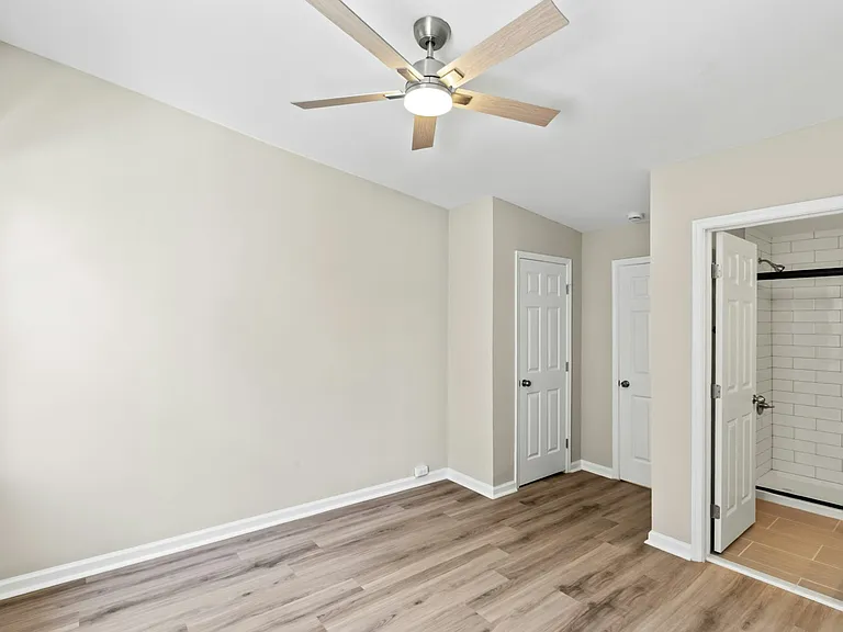 1118 W Hamburg St #MAIN — Photo 15