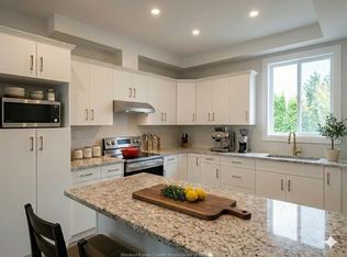 521 Campbell Ave #B1, Windsor, ON N9B 2H5