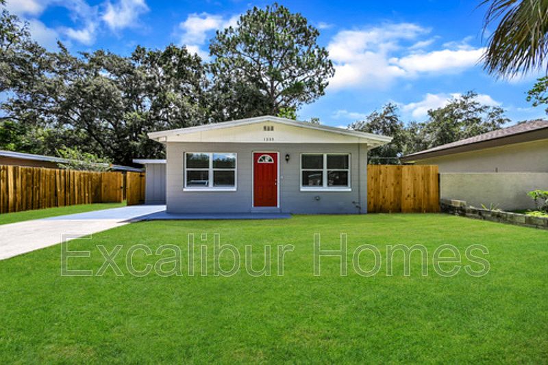 1st image of 1335 Summerlin Ave