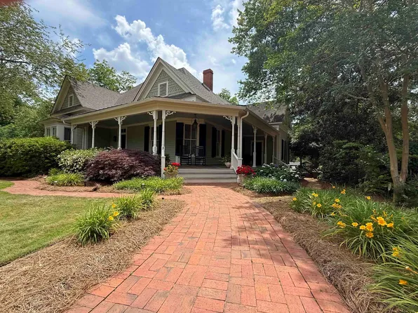 358 Pine St, Madison, GA 30650