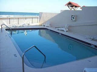 2nd image of 1404 N Atlantic Ave APT 31