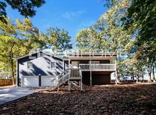 260 Corley Cir, Hiram, GA