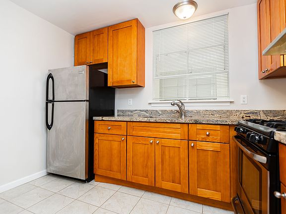 4th image of 786 Geary St #302