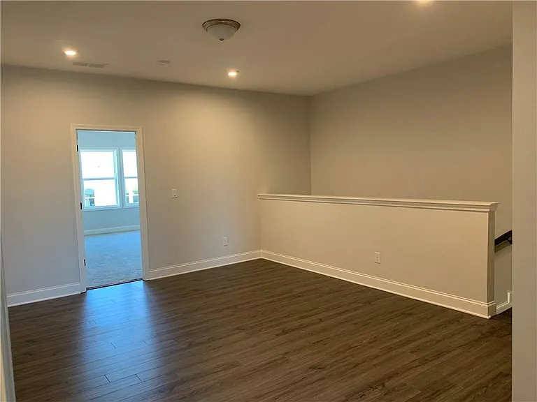 6025 Stella Dr — Photo 13