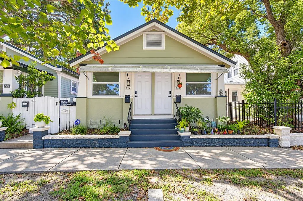 1 bed, 1.0 bath, 634 sqft, $1,600 — Photo 2