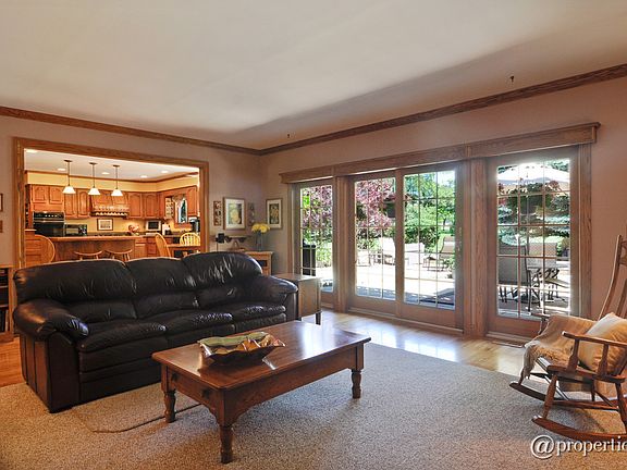 Family Room/Kitchen